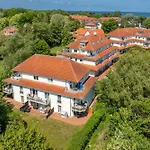 Waterkant 01 - Muschel Boltenhagen (Ostseebad)