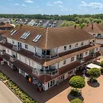 Waterkant 01 - Muschel Boltenhagen (Ostseebad)